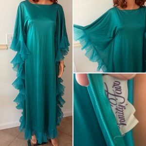 Vintage Vanity Fair Teal Fairy Caftan Dress Kaftan Ruffled Sleeves GRAIL Angel